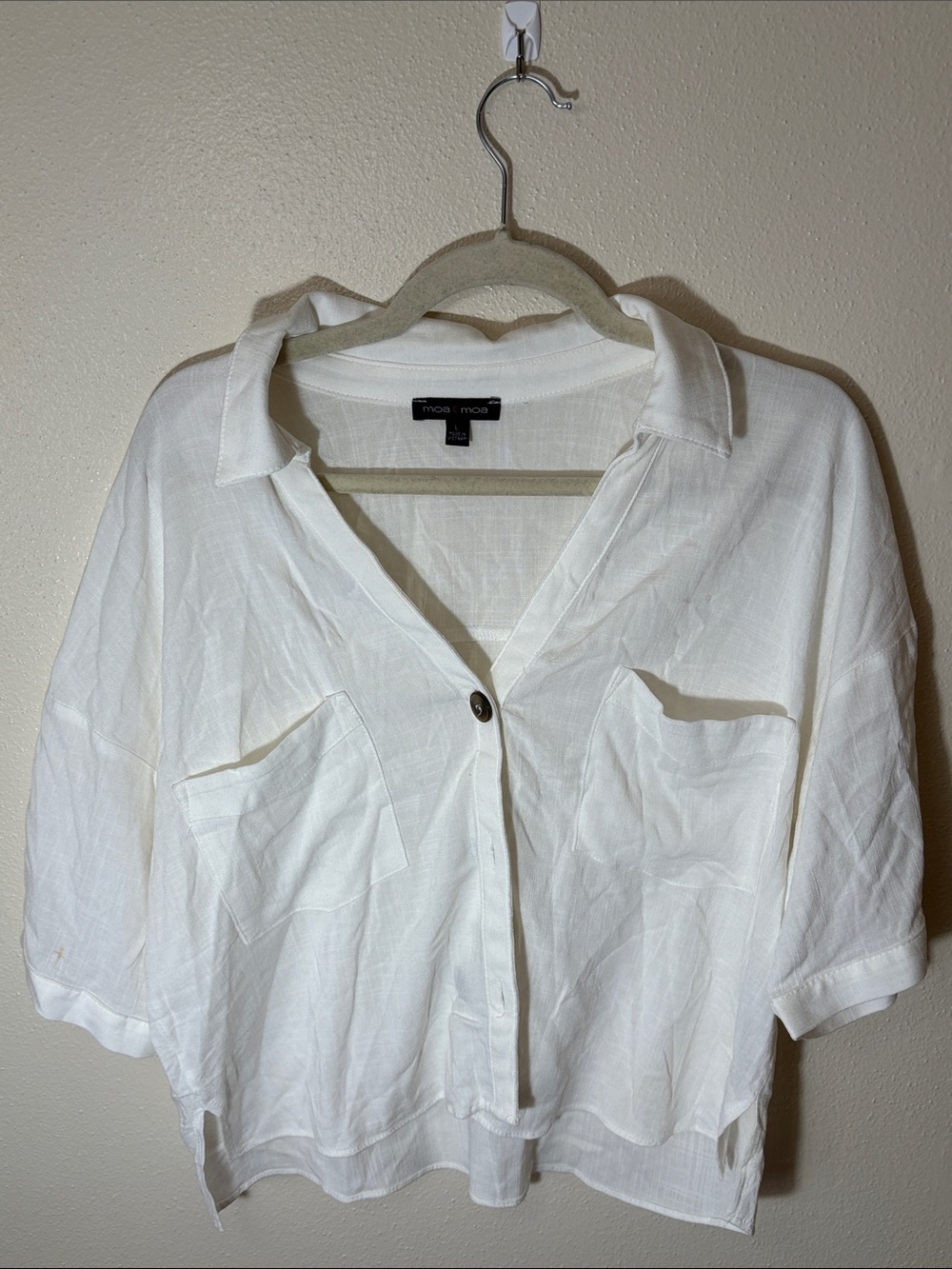Moa Moa White Lightweight Button-Front Cropped Shirt